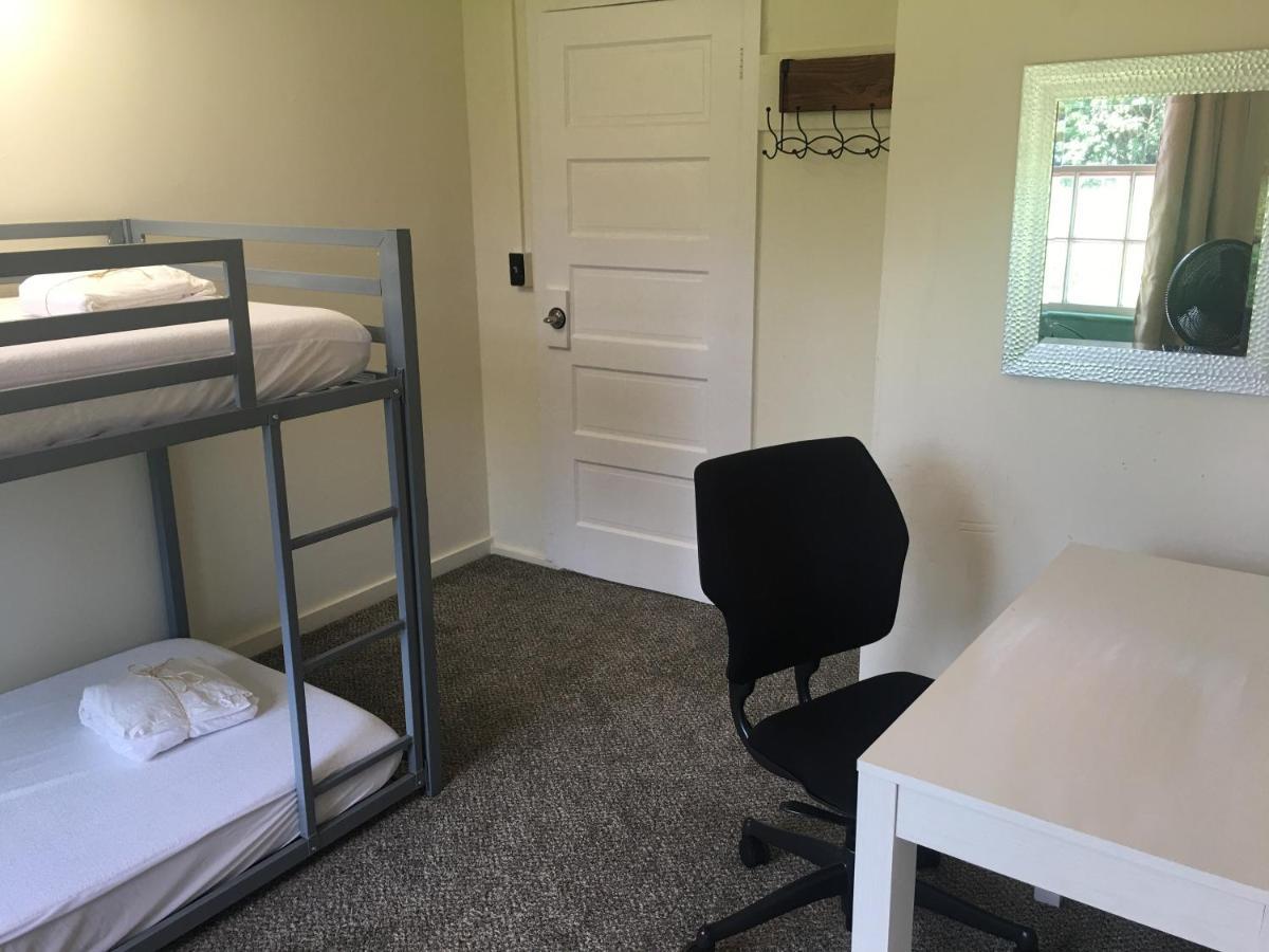 Pahoa Village Hostel Экстерьер фото