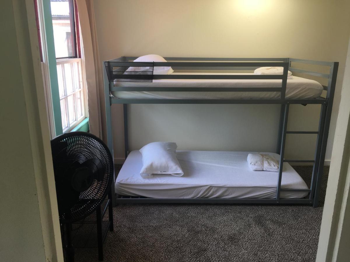 Pahoa Village Hostel Экстерьер фото