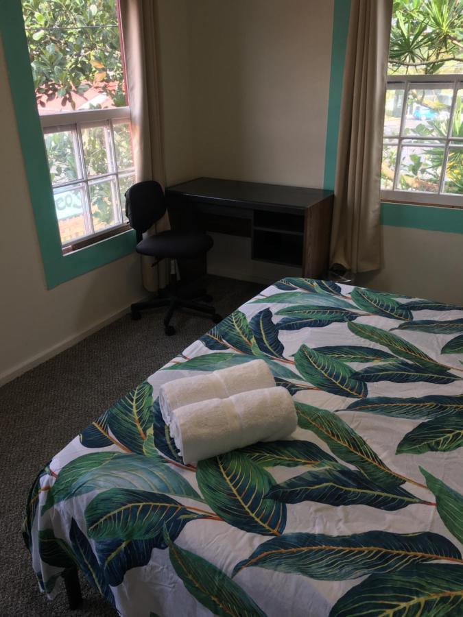 Pahoa Village Hostel Экстерьер фото