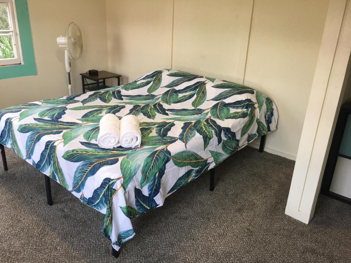 Pahoa Village Hostel Экстерьер фото